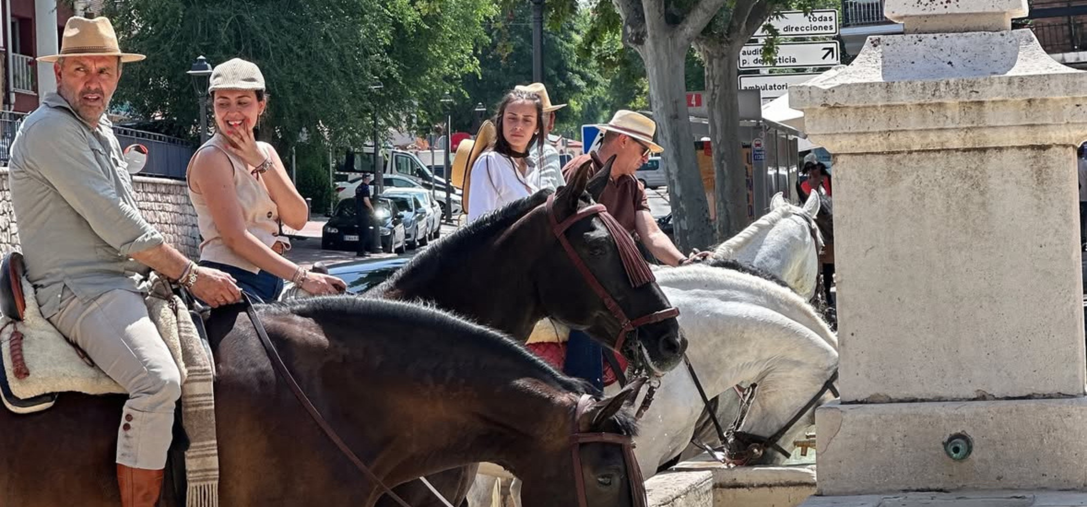 Vuelven los caballos a la celebración del Rocío en Arganda tras la prohibición durante años