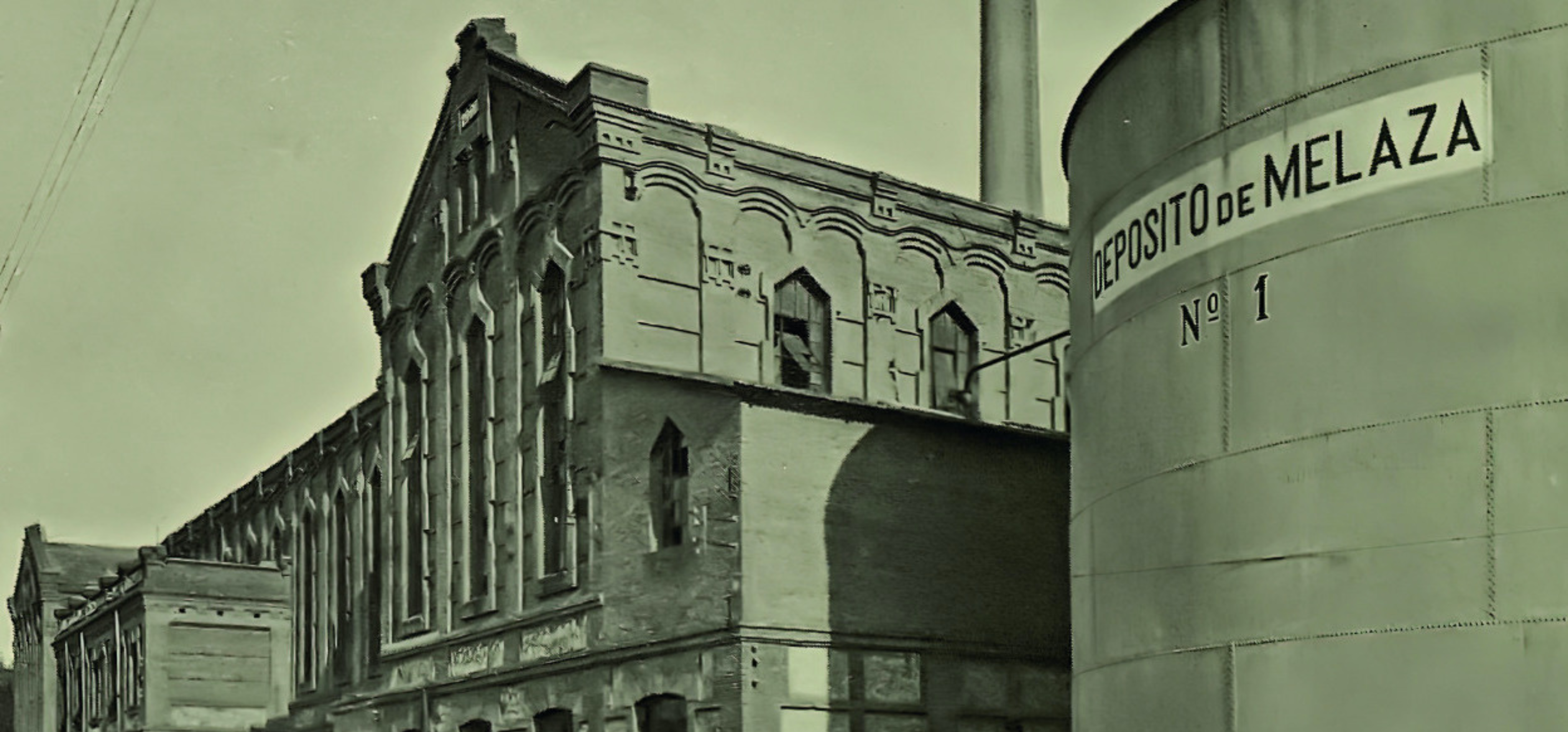 Homenajeamos los 125 años de La Poveda con una gran exposición fotográfica y un mural de 28m2