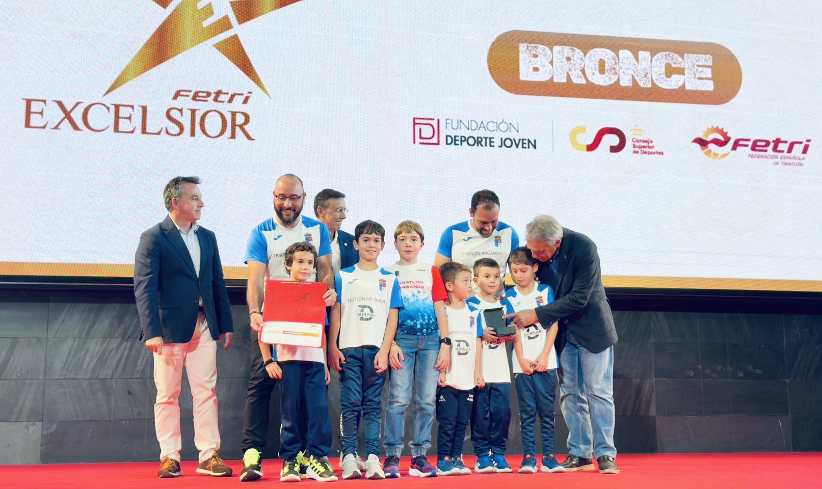 El Club Triatlón de Arganda, premio excelencia del deporte en España