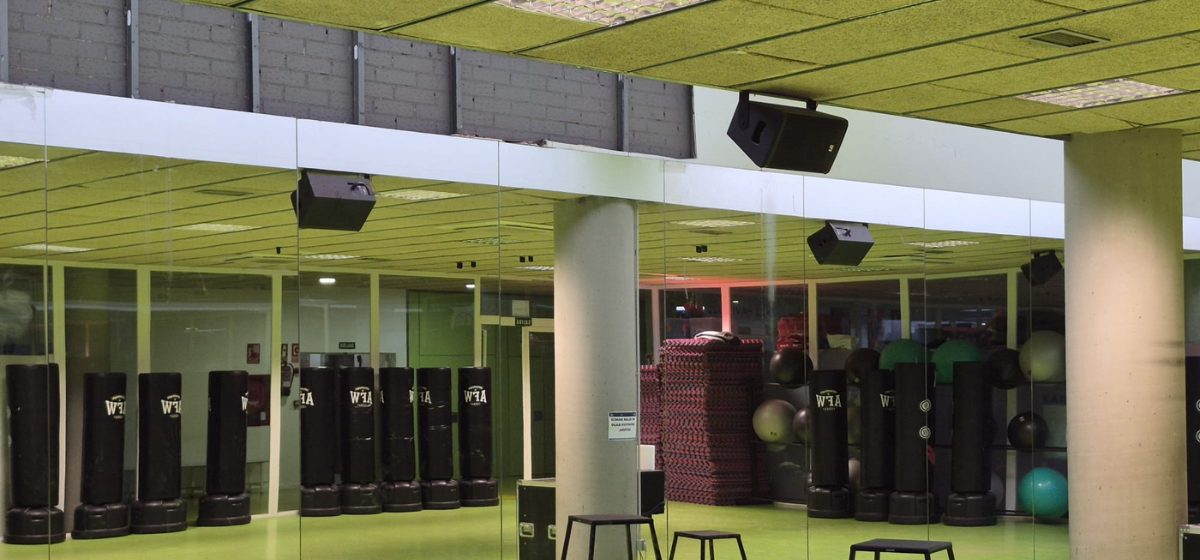 Reparamos las salas colectivas del Virgen del Carmen tras acabar con las filtraciones de la piscina después de 15 años