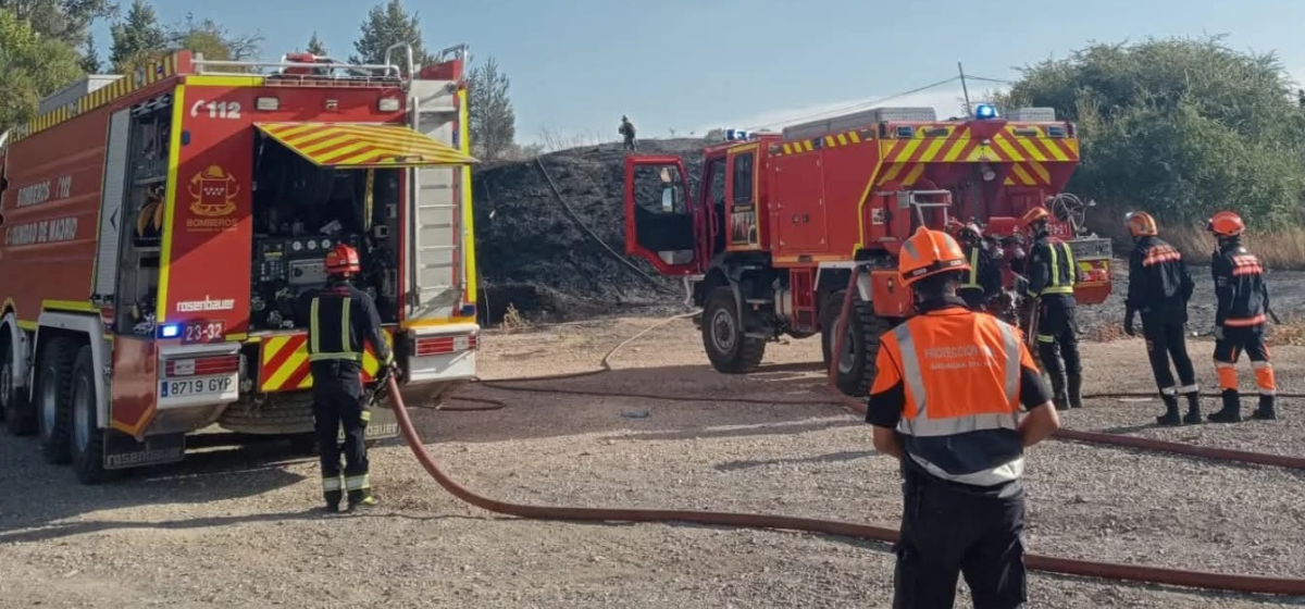 Protección Civil de Arganda presta su ayuda en la extinción del incendio forestal de San Martín de Valdeiglesias